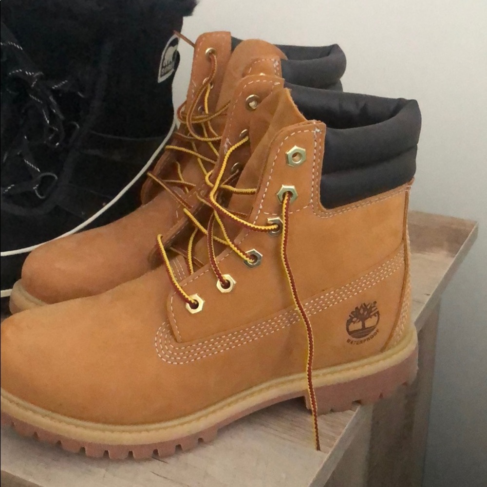 Timberland size 7.5 women’s